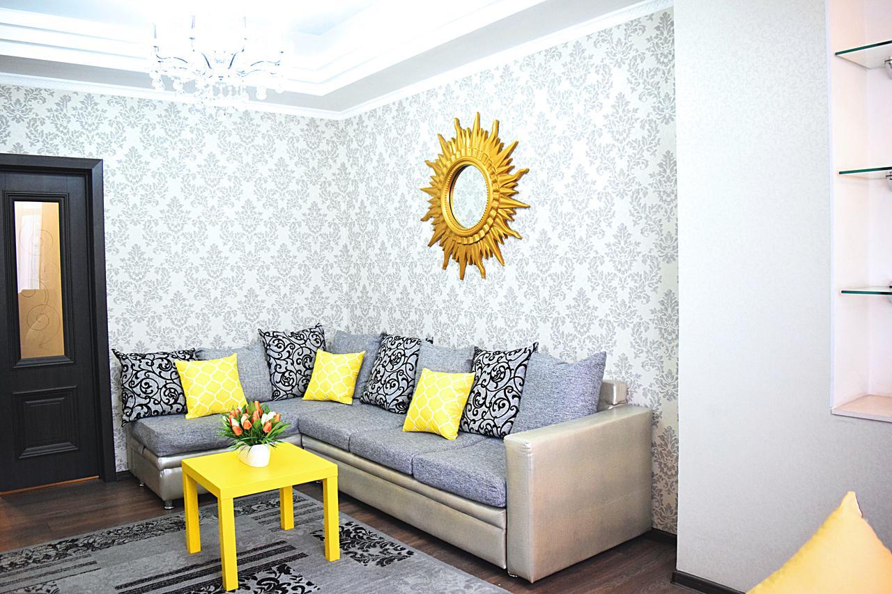Luxury Palace Apartment Bisjkek Eksteriør bilde