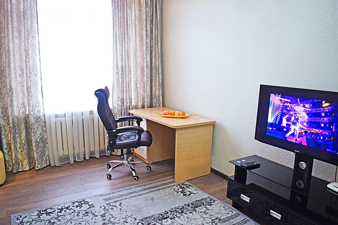 Luxury Palace Apartment Bisjkek Eksteriør bilde